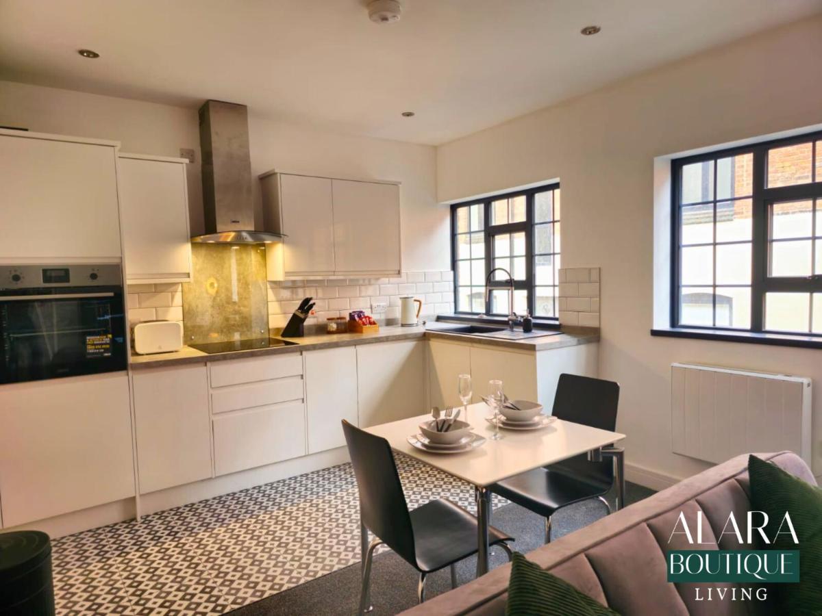 Ferienwohnung 3 Floor Townhouse Luxury Living Alara Boutique Birmingham Exterior foto