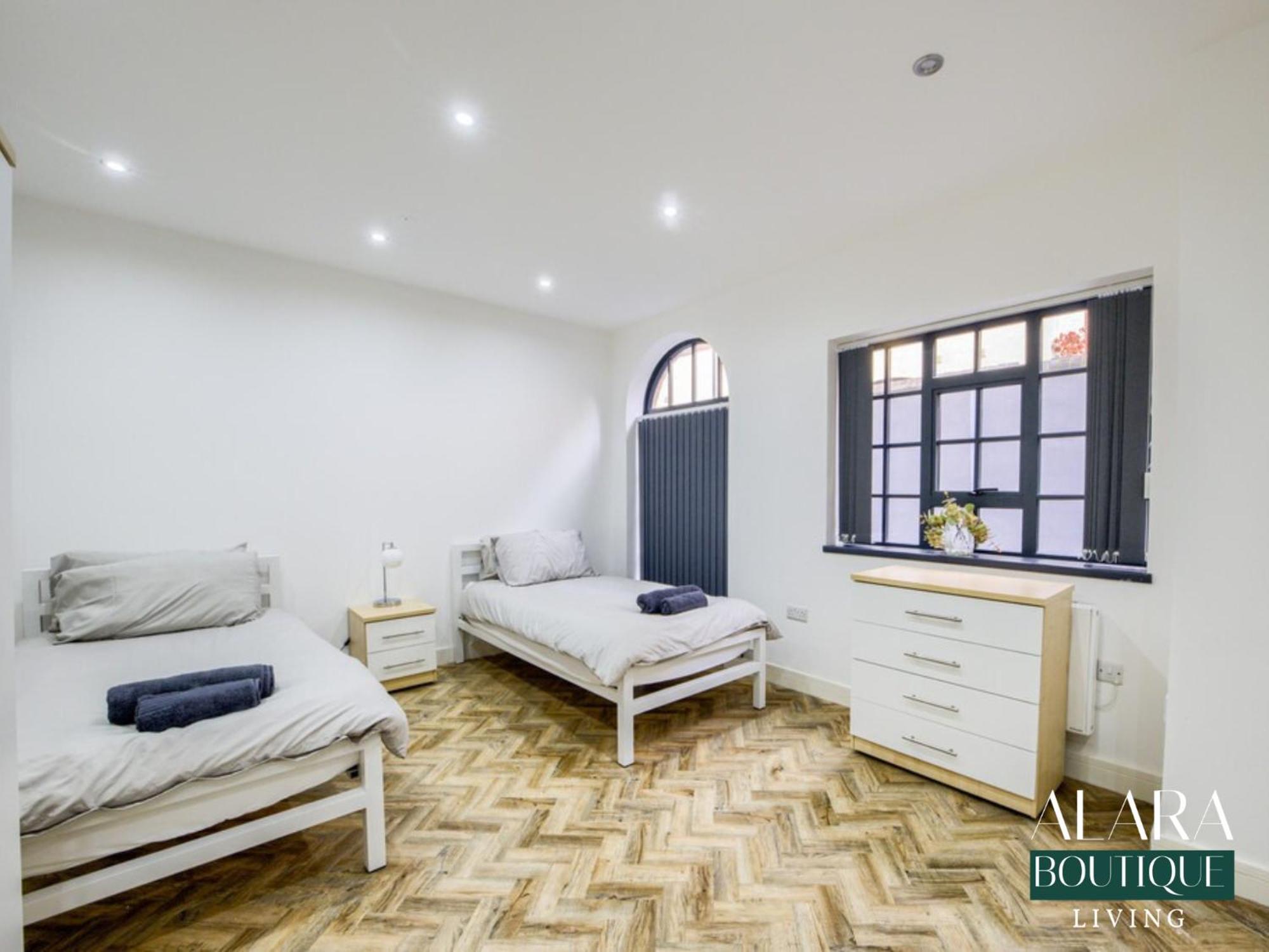 Ferienwohnung 3 Floor Townhouse Luxury Living Alara Boutique Birmingham Exterior foto